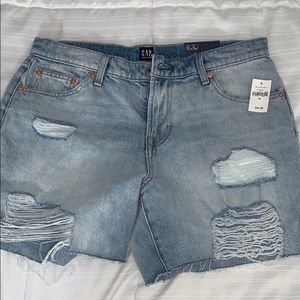 GAP Light Wash Distressed Jeans w/Tags Size 28